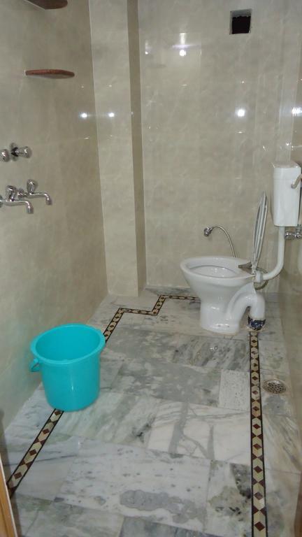 Krishna Paying Guest House Varanasi Exterior photo